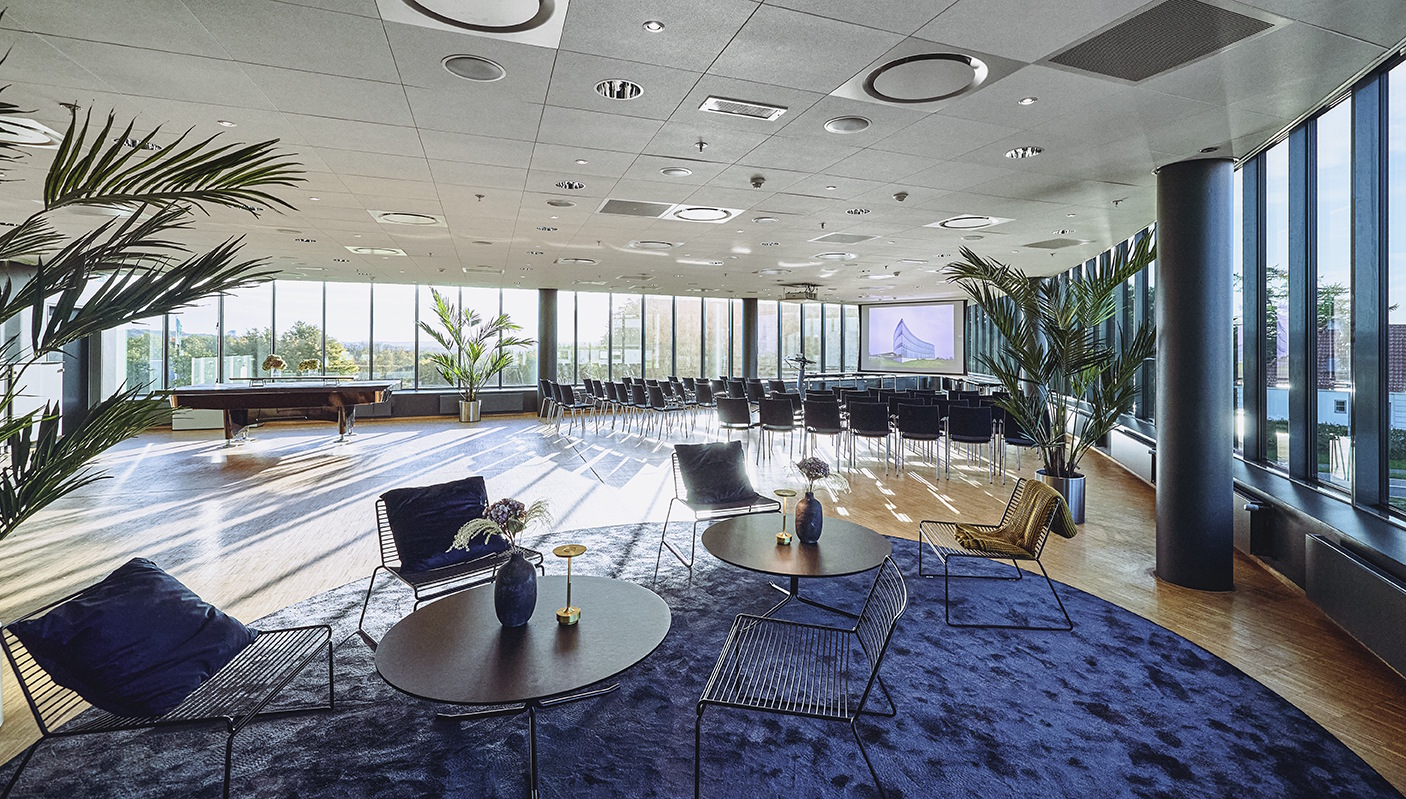 DARWIN 150 personer. AV: Projektor, Clickshare, 4 x mic/headsæt